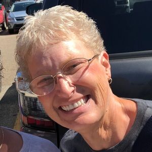 Meet your Posher, Lynn